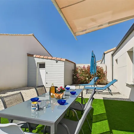 Holiday home Jolie Maison Pour 6 Avec Jardin Saint-Vincent-sur-Jard